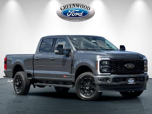 New 2026 Ford F250 Lariat w/ Black Appearance Package image 2