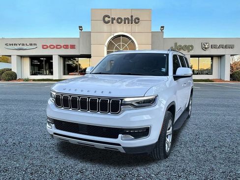 Used 2022 Jeep Wagoneer Series II image 7