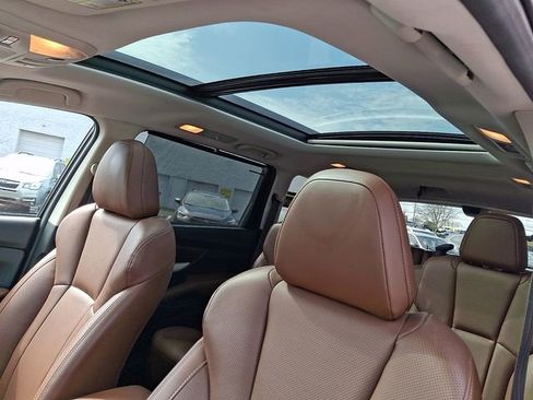 Used 2022 Subaru Ascent Touring image 16