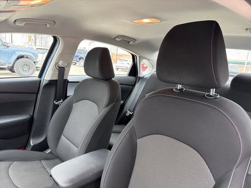 Used 2024 Kia Forte LXS image 15