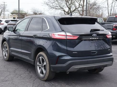 Used 2024 Ford Edge SEL w/ Convenience Package image 5