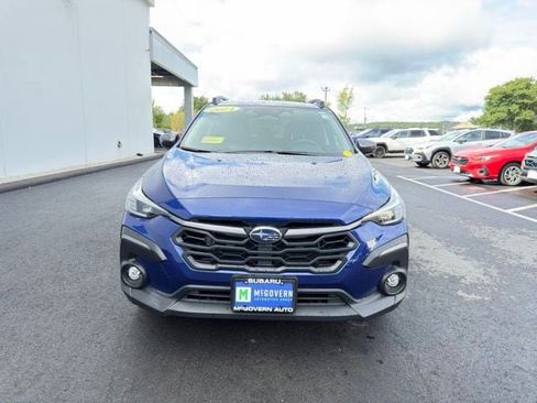 Used 2024 Subaru Crosstrek 2.5i Limited AWD/4WD image 3
