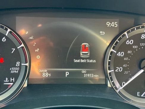 Used 2023 Toyota Highlander XLE FWD image 17