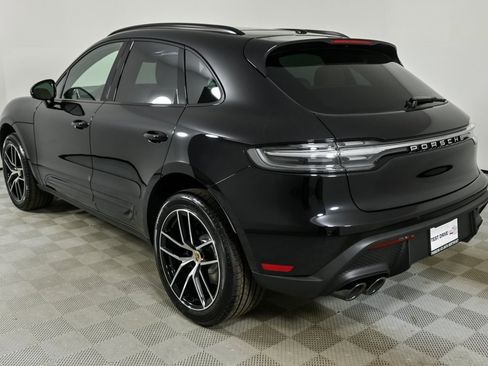 New 2026 Porsche Macan image 3