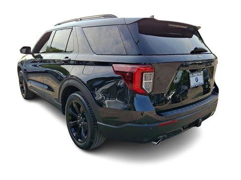 Used 2023 Ford Explorer ST-Line w/ Class IV Trailer Tow Package AWD/4WD image 4