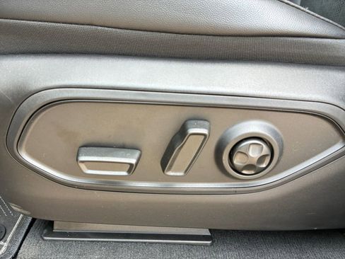 New 2026 Jeep Grand Cherokee Altitude RWD image 25