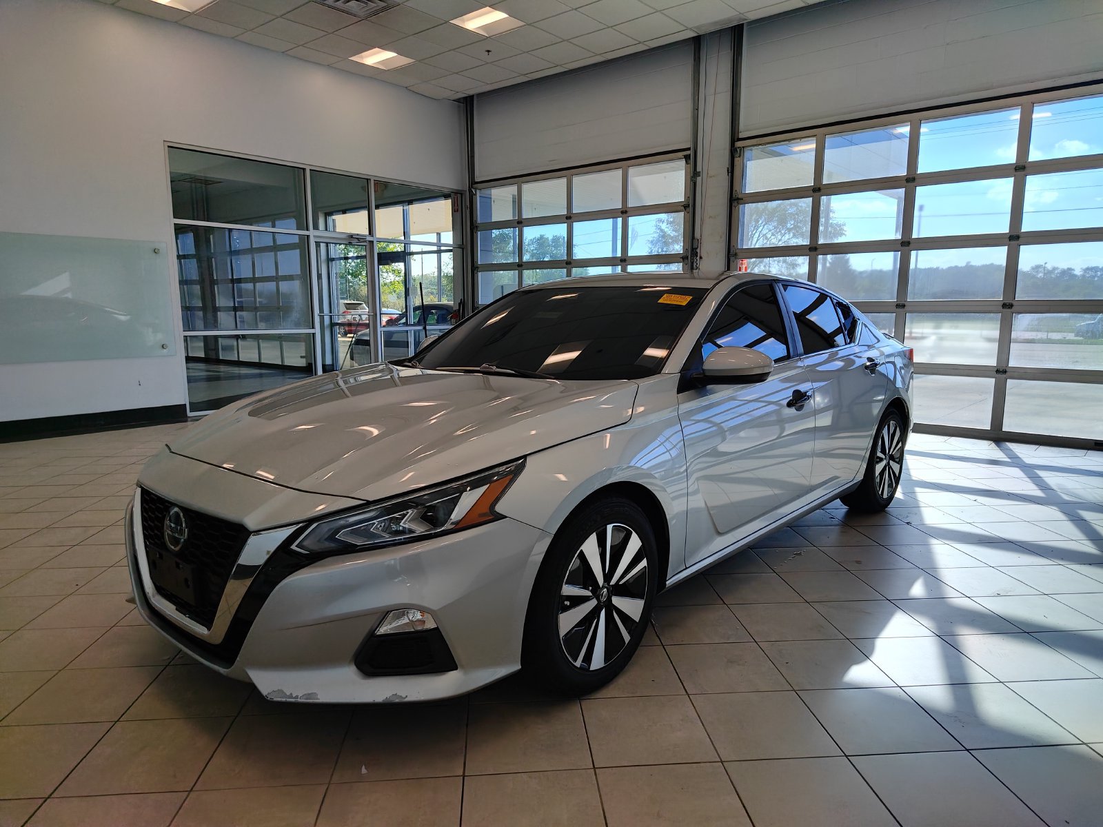 Used 2021 Nissan Altima 2.5 SV FWD image 7