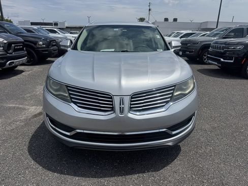 Used 2018 Lincoln MKX Premiere FWD image 1