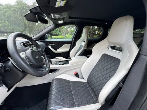 Used 2020 Jaguar F-PACE SVR AWD/4WD image 6