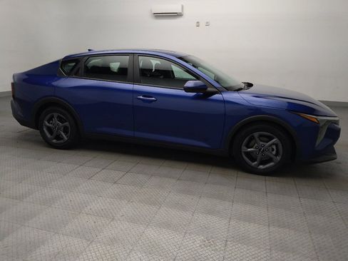 Used 2025 Kia K4 FWD image 11