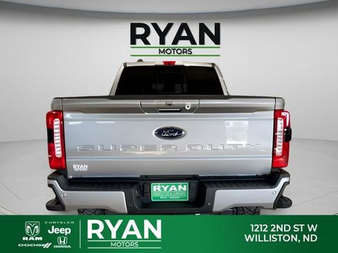 Used 2024 Ford F250 Lariat w/ Sport Appearance Package image 8