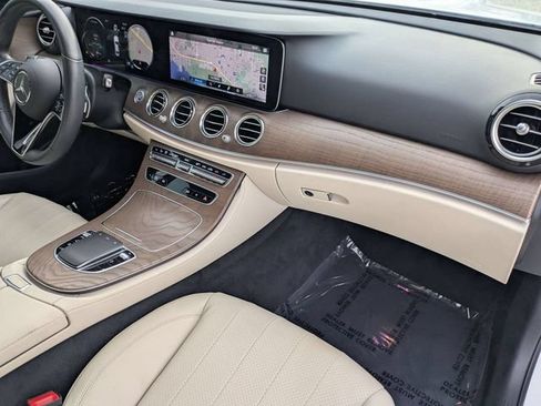 Used 2023 Mercedes-Benz E 350 Sedan image 29