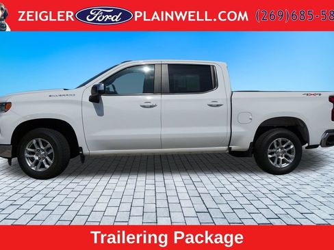 Used 2023 Chevrolet Silverado 1500 LT AWD/4WD image 2