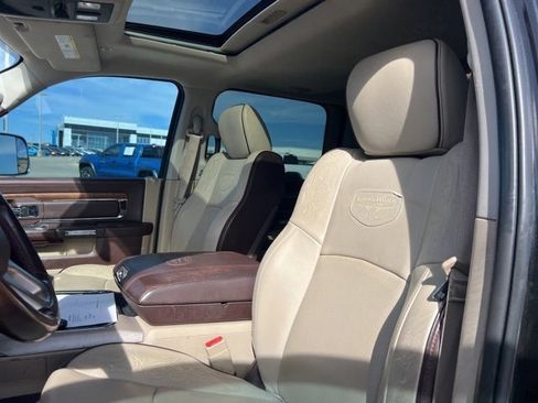 Used 2018 RAM 2500 Longhorn w/ Longhorn Southfork Package image 14