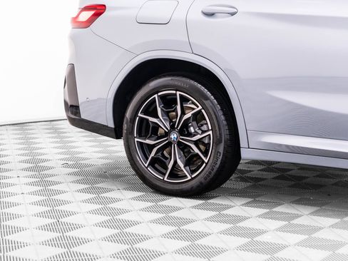Used 2025 BMW X4 xDrive30i w/ Premium Package AWD/4WD image 42
