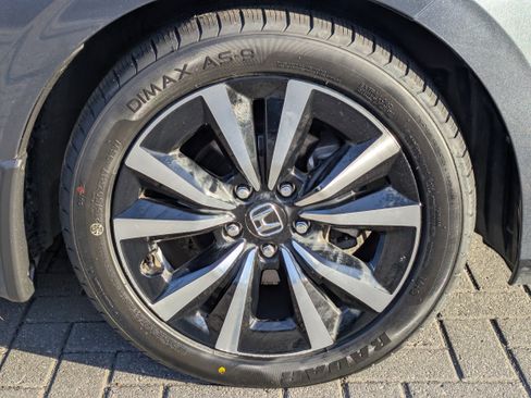 Certified 2023 Honda Civic EX-L image 12