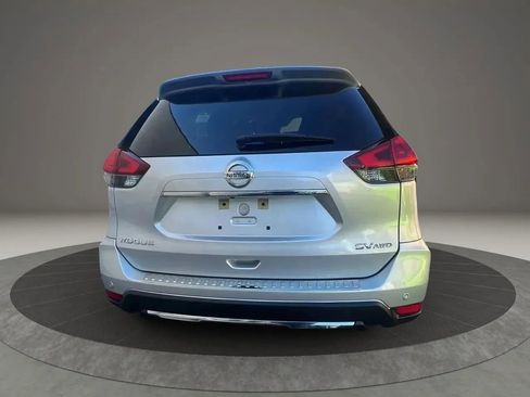 Used 2019 Nissan Rogue SV AWD/4WD image 6