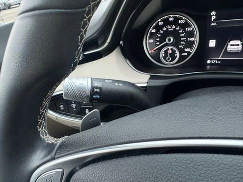 Used 2023 Genesis GV70 2.5T image 27