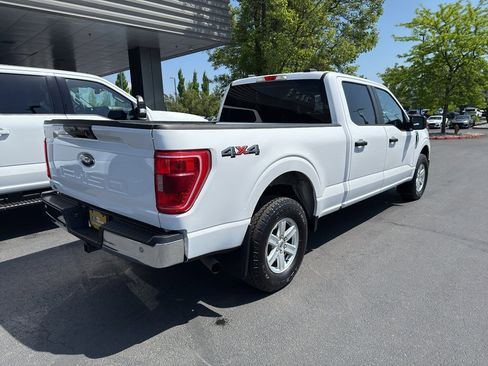 Used 2021 Ford F150 XLT w/ Trailer Tow Package AWD/4WD image 4