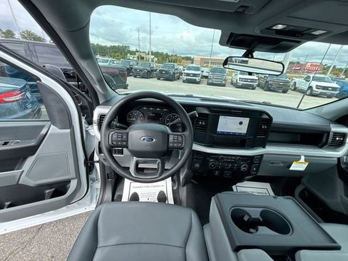 New 2026 Ford F250 XL w/ XL Chrome Package image 12