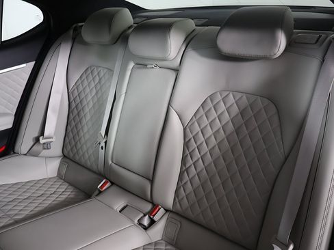 Used 2023 Genesis G70 3.3T w/ Sport Prestige Package image 35