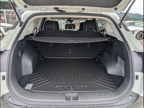New 2026 Kia Sportage LX image 13