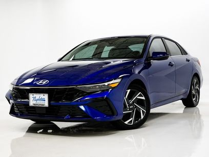 Used 2025 Hyundai Elantra Limited