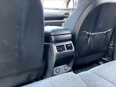 Used 2022 Hyundai Santa Fe SEL image 34