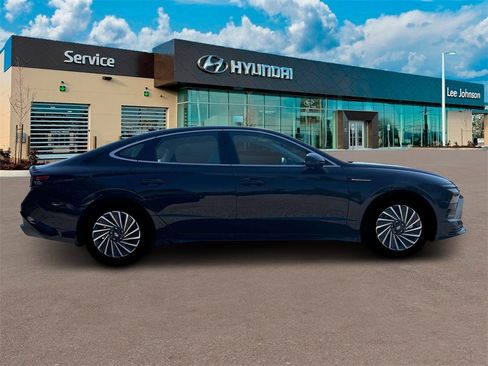 New 2025 Hyundai Sonata SEL image 9