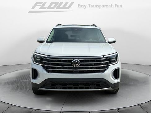 New 2026 Volkswagen Atlas SE AWD/4WD image 2