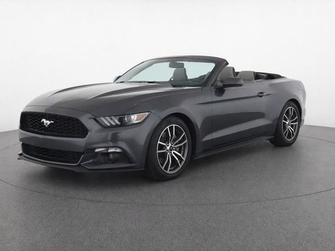 Used 2017 Ford Mustang Premium RWD image 7