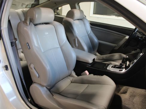 Used 2007 INFINITI G35 Coupe w/ Premium Pkg RWD image 21