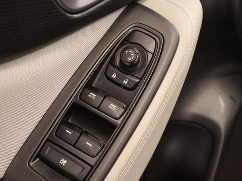 Certified 2023 Subaru Forester Premium image 11