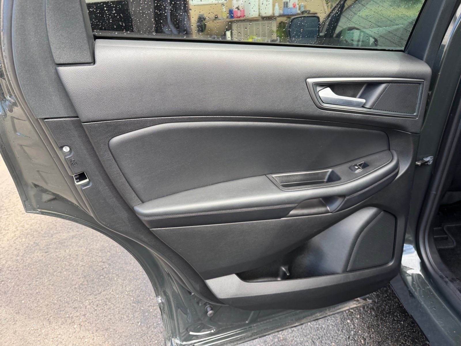 Used 2024 Ford Edge SE w/ Cargo Accessory Package AWD/4WD image 27