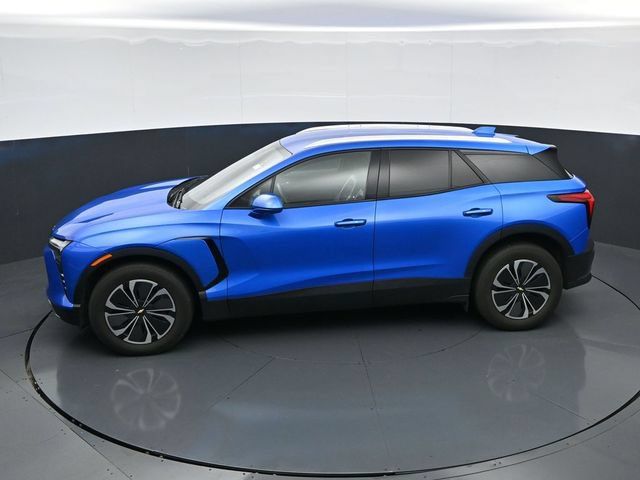 Used 2024 Chevrolet Blazer EV LT AWD/4WD image 42