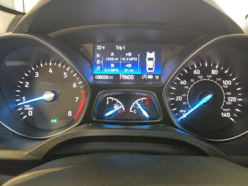 Used 2019 Ford Escape Titanium image 23