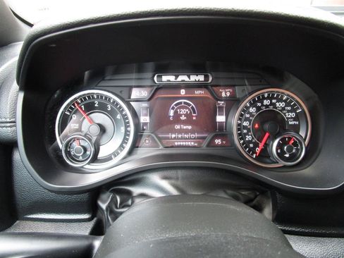 Used 2022 RAM 1500 Laramie w/ Sport Appearance Package AWD/4WD image 11