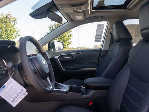 New 2025 Toyota RAV4 XLE Premium image 18