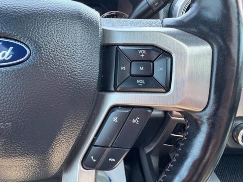 Used 2022 Ford F350 Platinum image 22