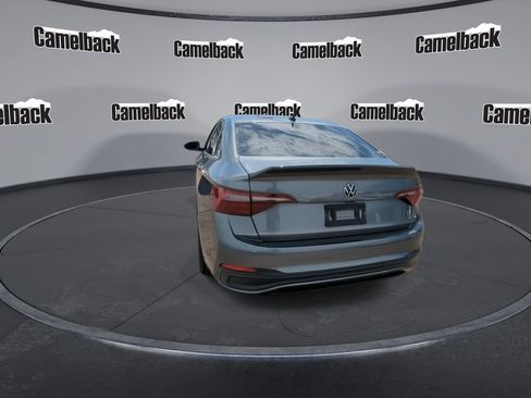 Used 2023 Volkswagen Jetta SE w/ Panoramic Sunroof Package FWD image 6