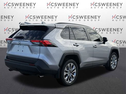 Used 2024 Toyota RAV4 XLE Premium image 5