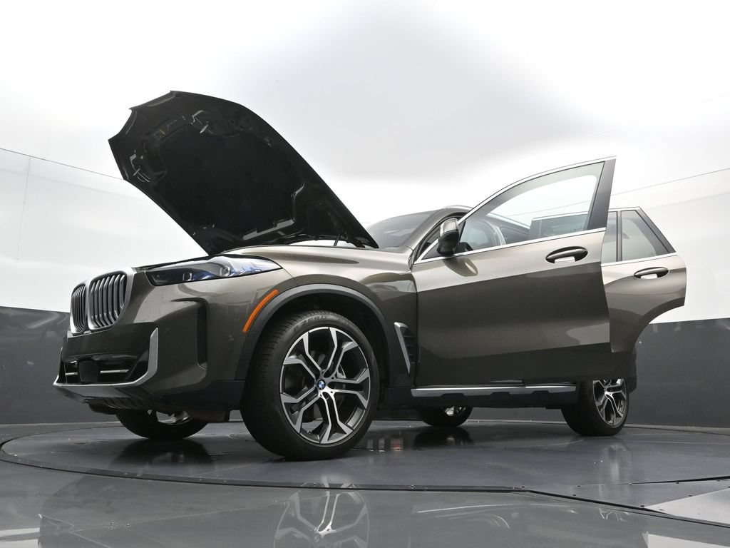 Used 2026 BMW X5 xDrive40i AWD/4WD image 40