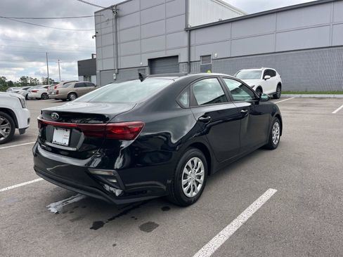 Used 2021 Kia Forte Sedan FWD image 3