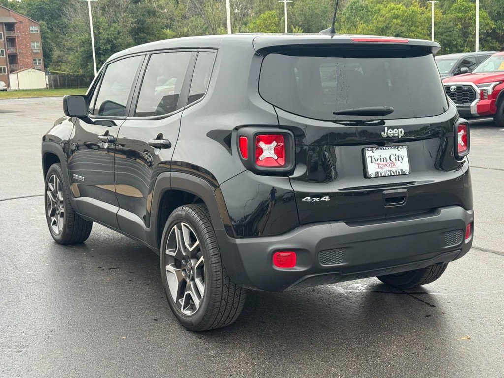Used 2021 Jeep Renegade Sport AWD/4WD image 6