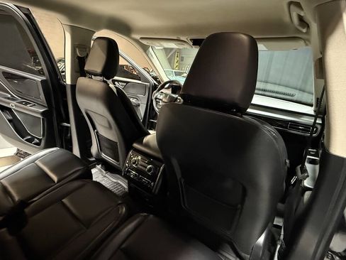 Used 2021 Lincoln Aviator AWD image 42