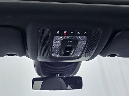 Certified 2023 Mercedes-Benz GLS 450 4MATIC image 33