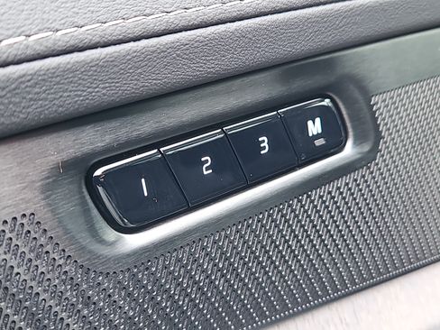 New 2026 Volvo XC90 B6 Ultra w/ Protection Package image 10