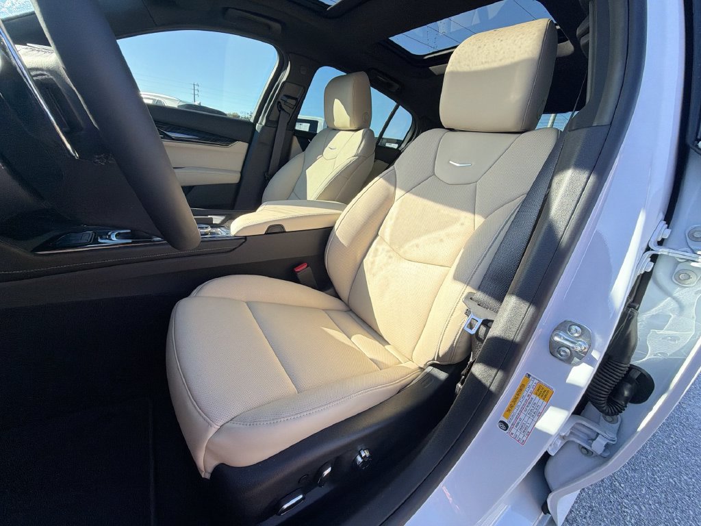 Used 2026 Cadillac CT5 Premium Luxury w/ Technology Package RWD image 17