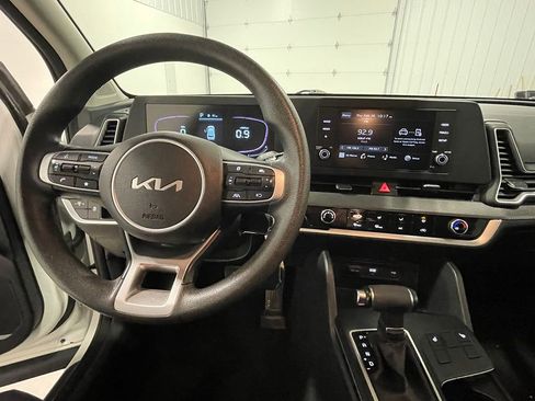 Used 2023 Kia Sportage LX image 35