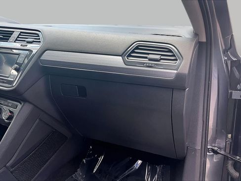 Used 2023 Volkswagen Tiguan S FWD image 18